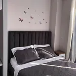 Rezidenca Shopi Apartman *