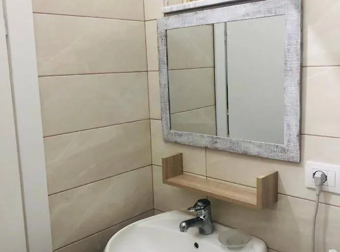 Rezidenca Shopi شقة *