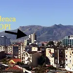 Rezidenca Shopi