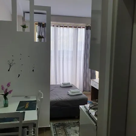 Apartman Rezidenca Shopi