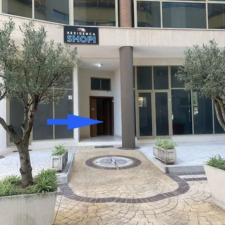Rezidenca Shopi Ελβασάν