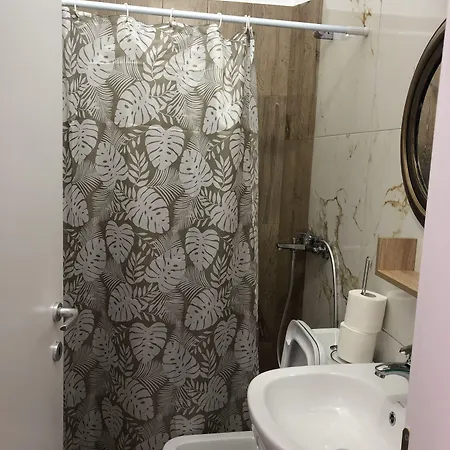 Rezidenca Shopi Appartement *