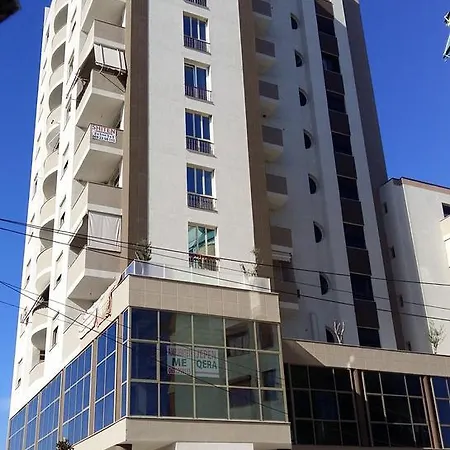 Rezidenca Shopi Ελβασάν